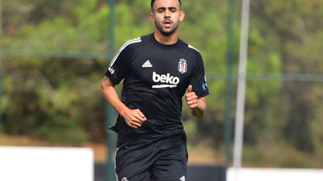 الأتراك يواصلون انتقاد غزال بسبب تراجع مستواه