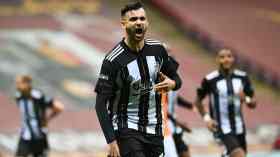 غزال يُراسل إدارة ليستر سيتي