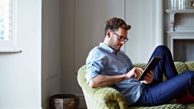  الحب عن بعد.. أشواق مؤجلة منذ سنوات في انتظار ترجمتها في الواقع