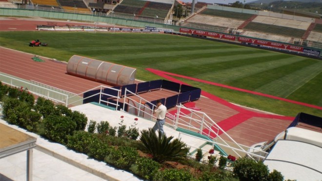 شركة برتغالية لتأمين اللقاء الفاصل بين الجزائر والكاميرون