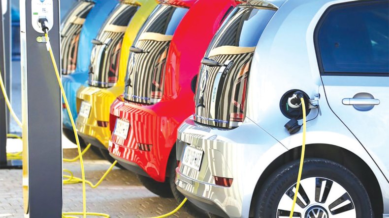 نحو تعميم السيارات الكهربائية 