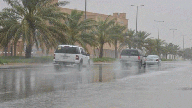 حالة الطقس: أمطار رعدية عبر 13 ولاية