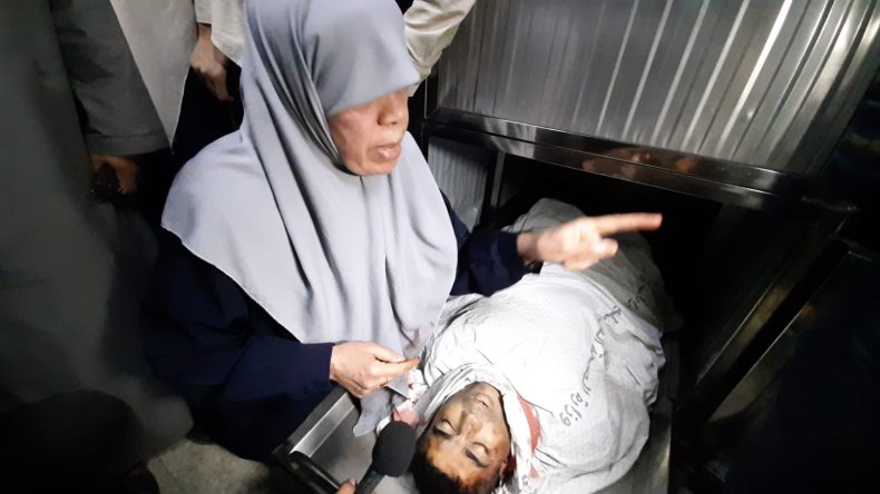 تعرّف على “خنساء فلسطين” التي زفّت أبناءها الثلاثة فداء للأقصى