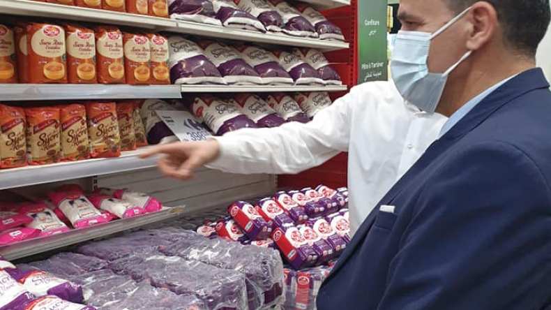 بالصور.. رزيق في المراكز التجارية لمعاينة توفر سلع العيد
