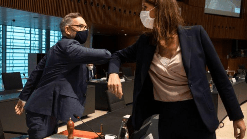 زوجة سفير بلجيكا لدى كوريا الجنوبية تصفع موظفة وتتسبب في أزمة!