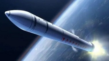 صاروخ فضائي أمريكي يخرج عن السيطرة