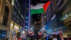 تورنتو الكندية تشهد مسيرة ضخمة تضامنا مع الفلسطينيين