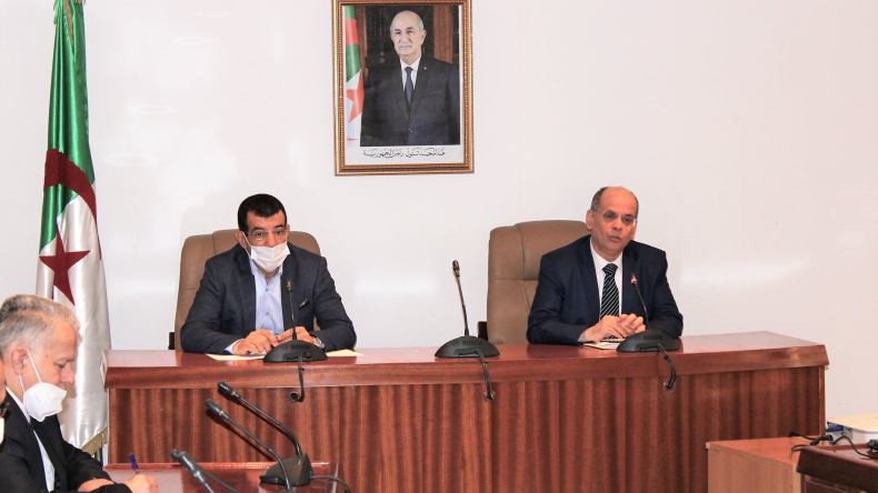 وزارة الصناعة: لجنة تشاور لتحديد مشاكل المؤسسات في فرع الميكانيك