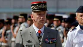  استقالة رئيس أركان القوات المسلحة الفرنسية