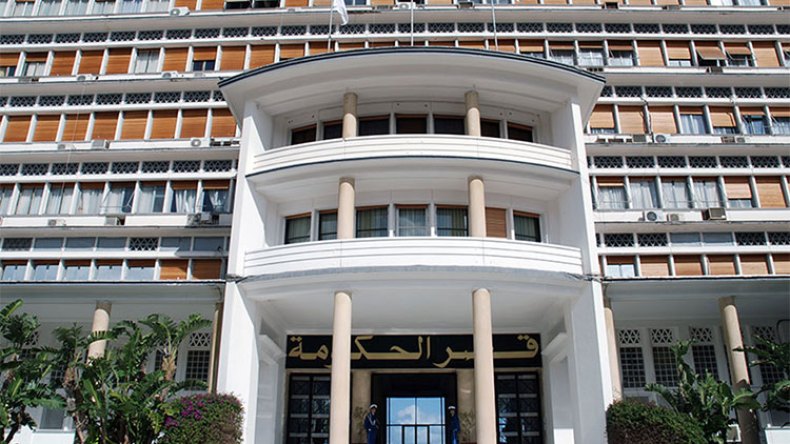 وزراء يستبقون الحكومة الجديدة بحصيلة ورديّة لحجز مقاعدهم