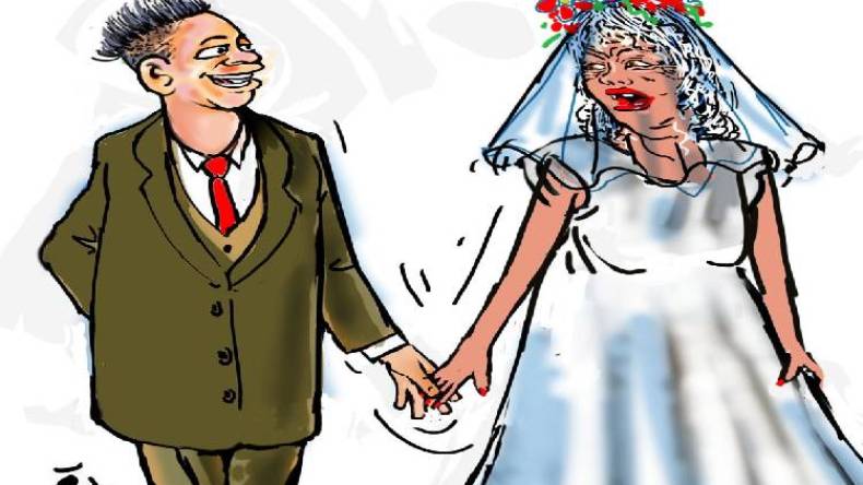 هل تقبلين الزواج من رجل يصغرك سنا؟