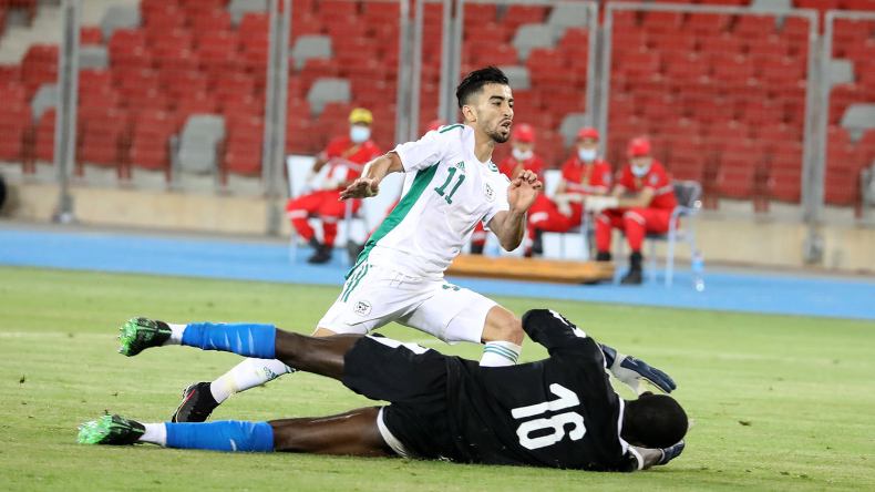 عمورة حام حول رقم قياسي عمره نصف قرن