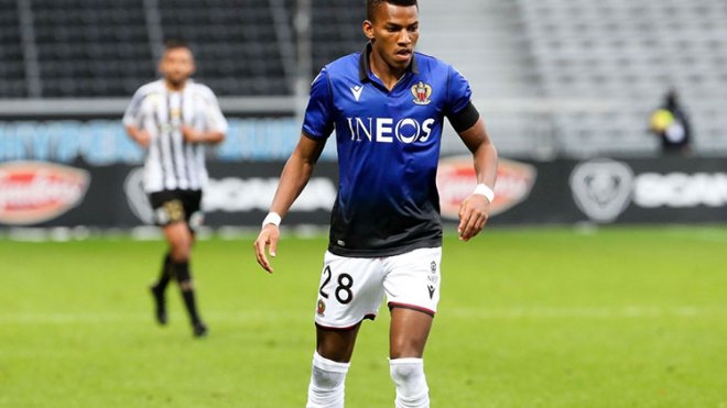 اختيار هشام بوداوي كأحسن لاعب آمال للعام الثاني