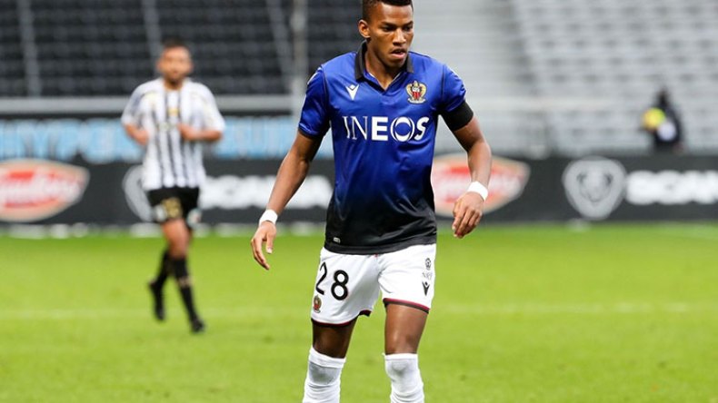 بوداوي يواصل التألق مع نادي “نيس” ويتفوق على غويري