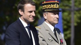 Un mercenaire français aux côtés d’Emmanuel Macron au Mali ?