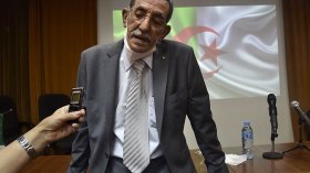 العالم النووي العبودي هو من أخرج ملف التفجيرات النووية