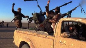 موظف سابق ببنك أجنبي ضمن شبكة لتجنيد المقاتلين في “داعش”!