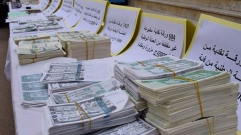 أحكام بلغت 20 سنة سجنا لعصابة تزوير العملة الوطنية بالبويرة