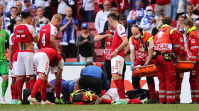 الأزمات القلبية تهدد حياة الرياضيين واللاعبين في الملاعب