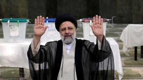 إبراهيم رئيسي.. محافظ يدافع عن الطبقات المهمشة رئيسا لإيران