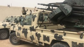 الجنرال الليبي المتمرد يستفز الجزائر مجددا!