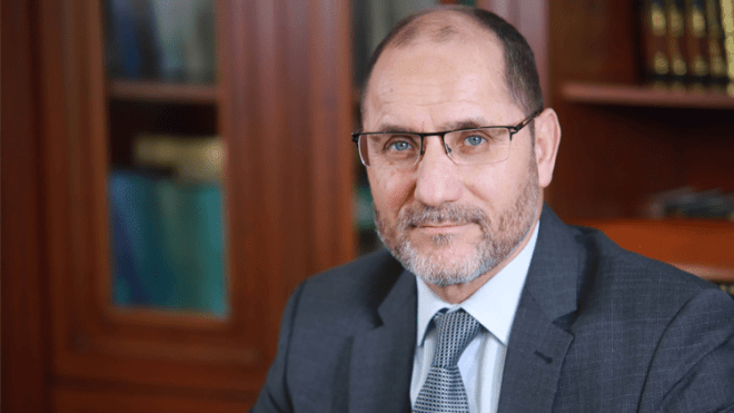 مقري: مستحيل محاسبة الحكومة وفق المخطط الحالي