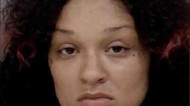 Elle force sa fille a enterrer sa petite sœur de 4 ans, tuée après une punition