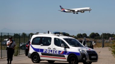 Étrangers en situation irrégulière condamnés : Expulsion du territoire français