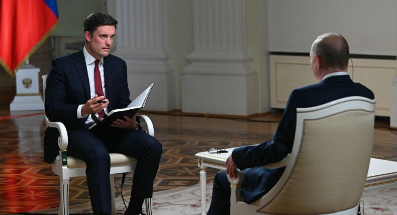 Quand un journaliste US interrompt Vladimir Poutine