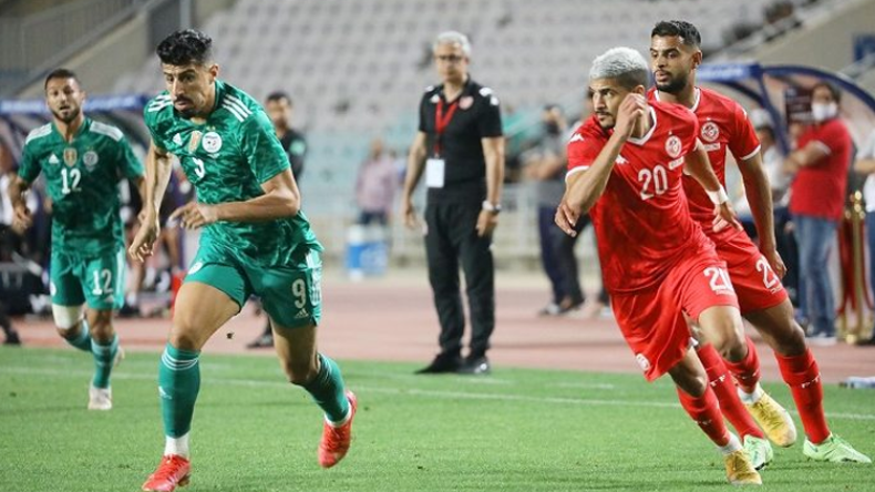 التونسيون يؤكدون أن “الخضر” “عروا” واقع منتخب “نسور قرطاج”