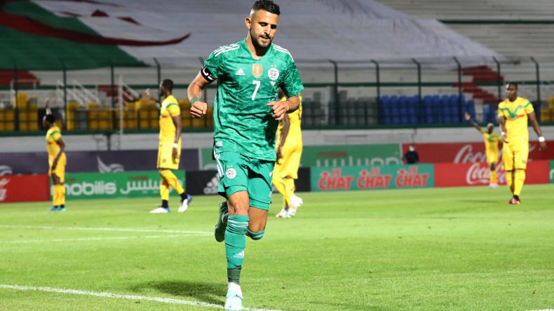 محرز يتحدّث عن سوق الانتقالات وفلسطين