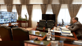 اجتماعات أونلاين.. الجزائر تفكّك خيوط الأزمات عبر “الفيديو كونفيرانس”!