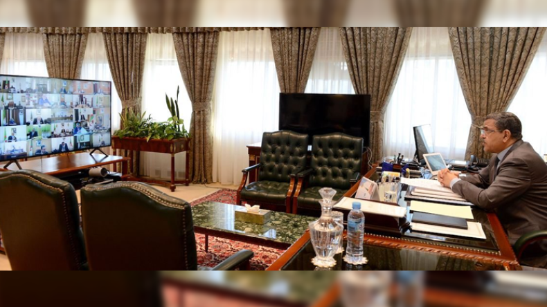 اجتماعات أونلاين.. الجزائر تفكّك خيوط الأزمات عبر “الفيديو كونفيرانس”!