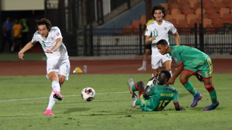 بِالفيديو: بداية مُوفّقة لِأواسط “الخضر” في البطولة العربية