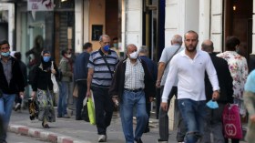 أفراد وجماعات يهربون إلى القرى والمداشر