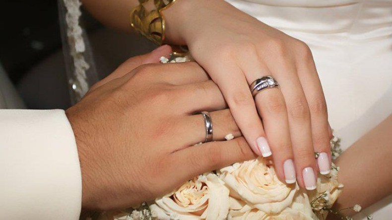 الزواج عبر الإنترنت يورط جزائريات في مشاكل معقدة