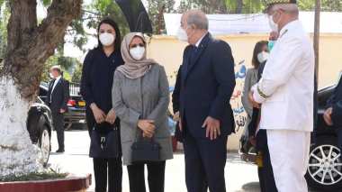 رئيس الجمهورية يصوت في الانتخابات التشريعية رفقة أسرته