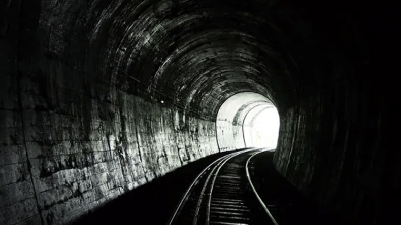 للخروج من النفق!!