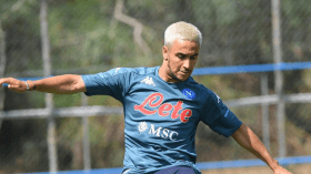 بِالفيديو: آدم الوناس يُبدع أمام البايرن ثم يخرج مُصابا