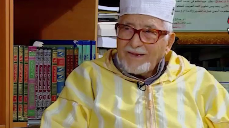 جلسة فكرية مع أستاذي: أرض تموت لتحيا!   