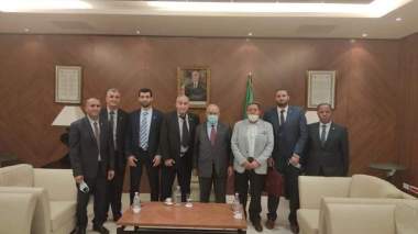 Examen d’une éventuelle réouverture totale des frontières