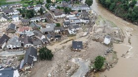 Le bilan des intempéries en Europe grimpe à près de 100 morts