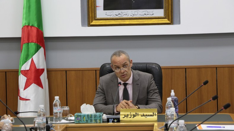 ملف عقود ما قبل التشغيل: وزير العمل الجديد يكشف عن استراتيجيته
