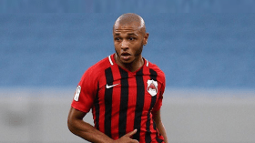 براهيمي حزين لغيابه عن “الخضر” في مواجهتي جيبوتي وبوركينا فاسو