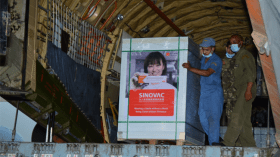 الجزائر تستلم أكثر من مليوني جرعة جديدة من لقاح سينوفاك الصيني