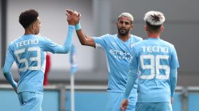 محرز.. سيّد الإبداع صانع الفرجة