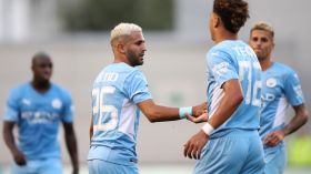 مانشستر سيتي يسعى لتحصين “محرز” بعقد جديد