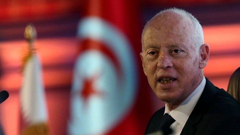 الرئيس التونسي: لست ديكتاتورا