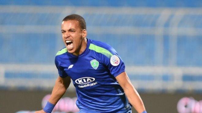 بن دبكة يسجل هدفين أمام الهلال السعودي