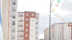 أساتذة جامعيون في سكنات دون عدادات كهربائية!